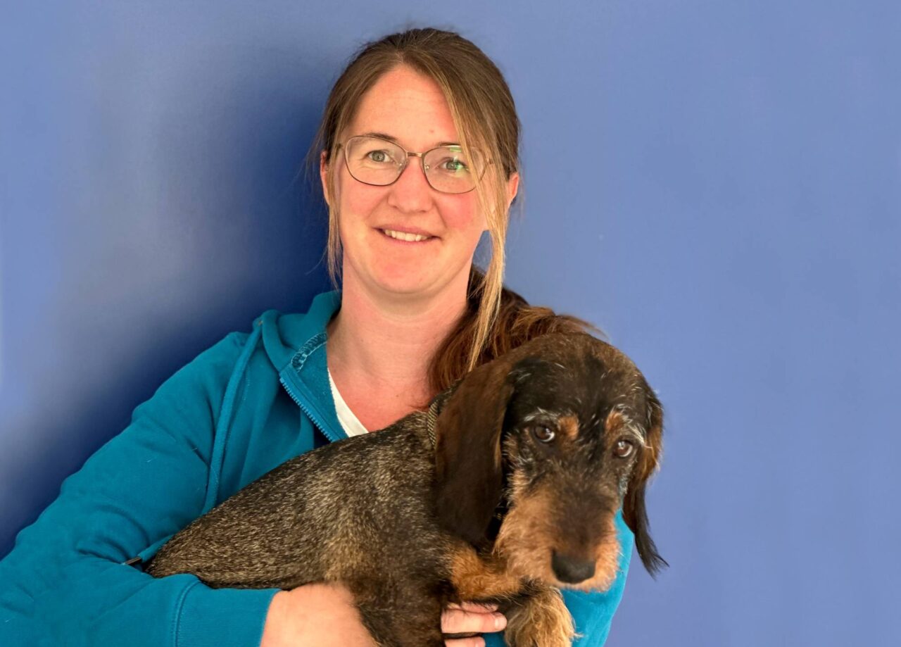 Sarah Scholl mit Hund